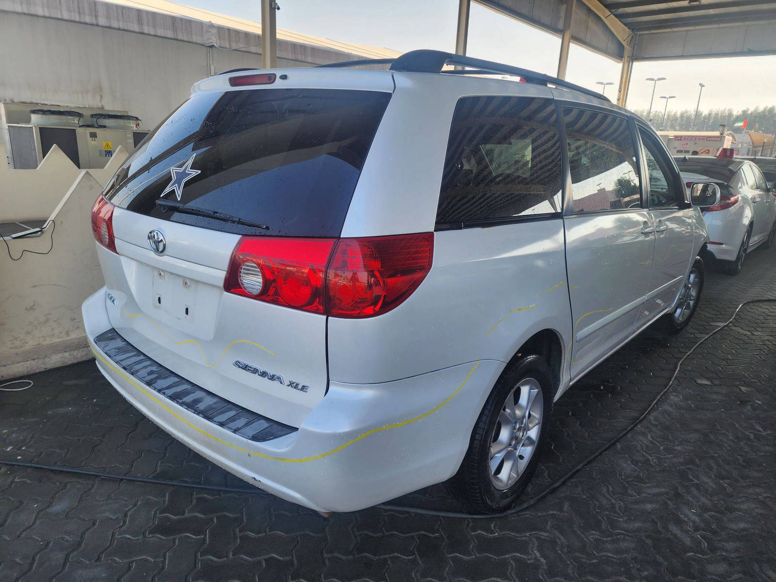2006 TOYOTA SIENNA — 288220 Miles — Lot 37444263 - Marhaba Auctions Used Cars - Image 3
