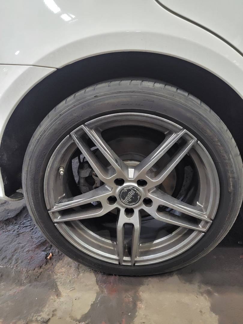 2014 MERCEDES BENZ E 350 — 162765 Miles — Lot 78820503 — Main - Marhaba Auctions Used Cars - Image 4