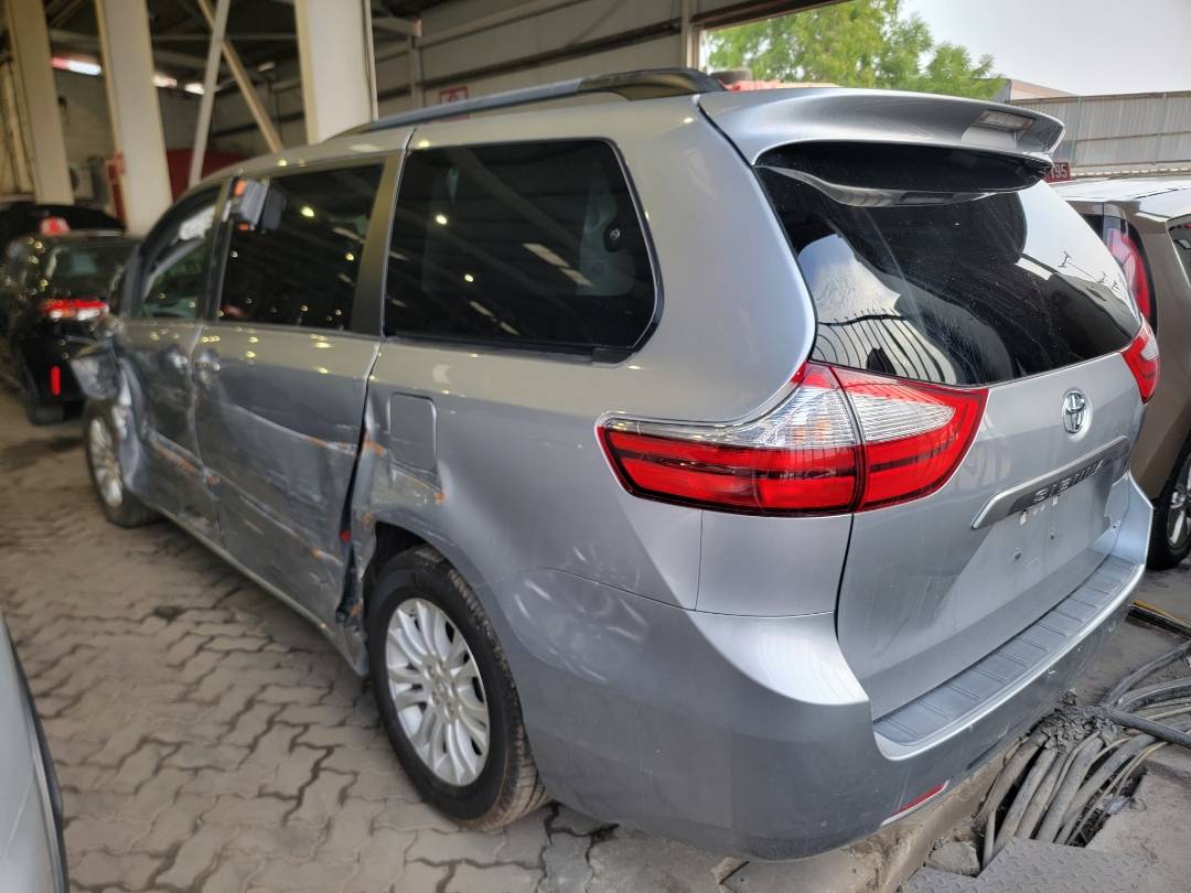 2016 TOYOTA SIENNA — 79915 Miles — Lot GS746836 — Main - Marhaba Auctions Used Cars - Image 4