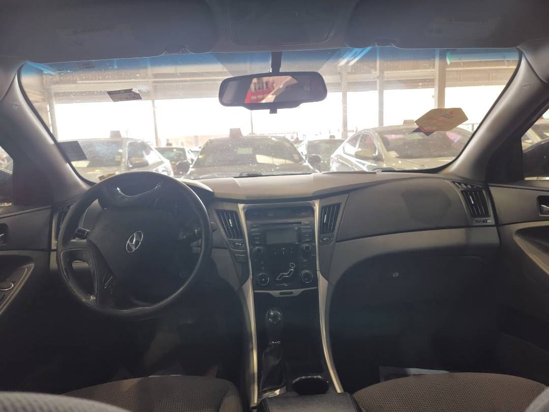 2013 HYUNDAI SONATA — 208086 Miles — Lot DH558895 — Main - Marhaba Auctions Used Cars - Image 8
