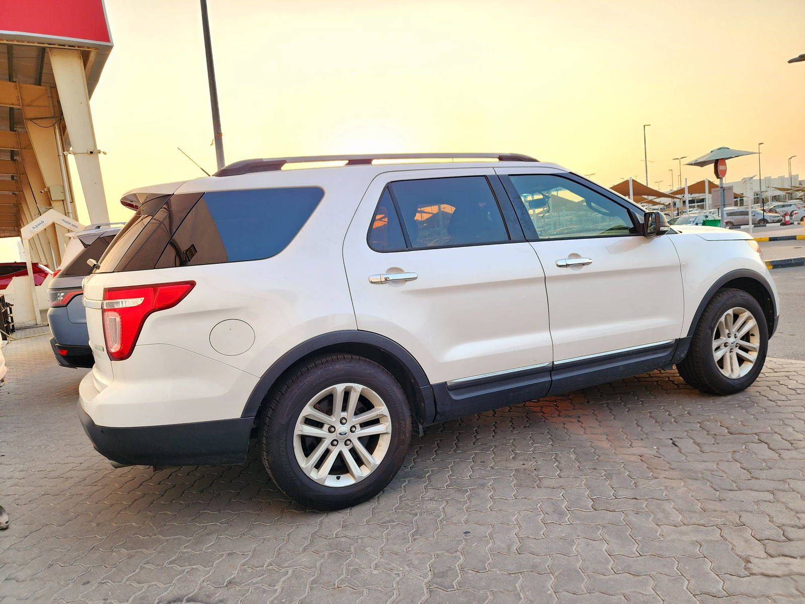 2011 FORD EXPLORER — 217905 KM — Lot 215478 — Main - Marhaba Auctions Used Cars - Image 3
