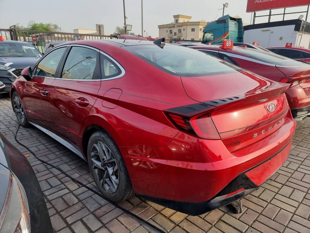 2020 HYUNDAI SONATA — 101619 Miles — Lot 215487 — Souq - Marhaba Auctions Used Cars - Image 4