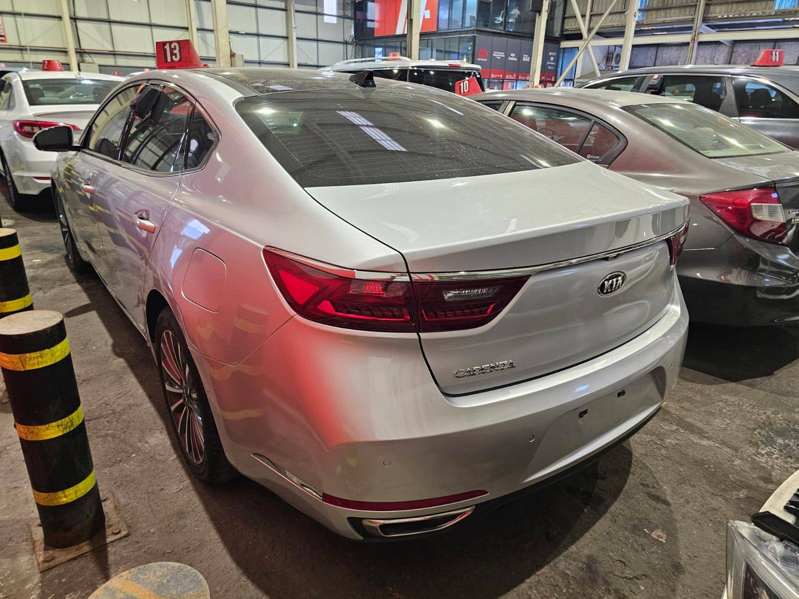 2017 KIA CADENZA — 194646 Miles — Lot 5090077 — Main - Marhaba Auctions Used Cars - Image 8