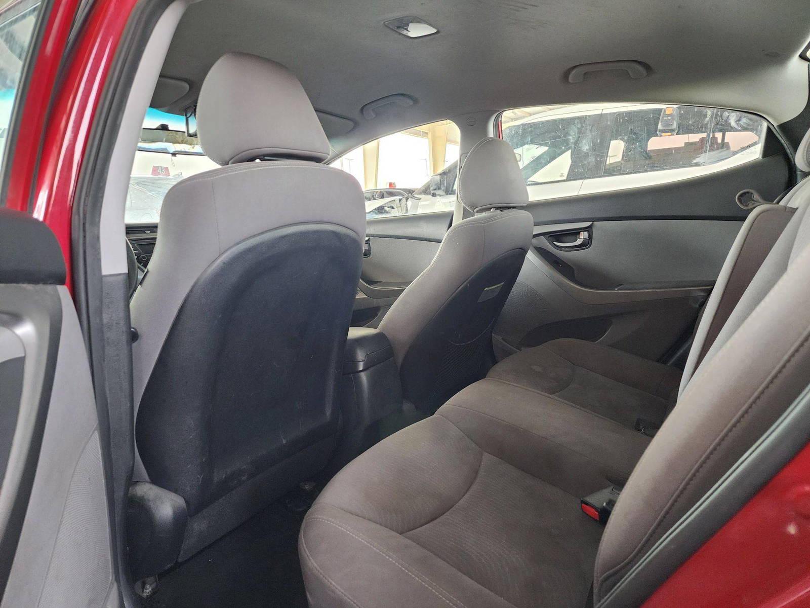 2014 HYUNDAI ELANTRA — 146079 Miles — Lot EU167916 — Souq - Marhaba Auctions Used Cars - Image 6