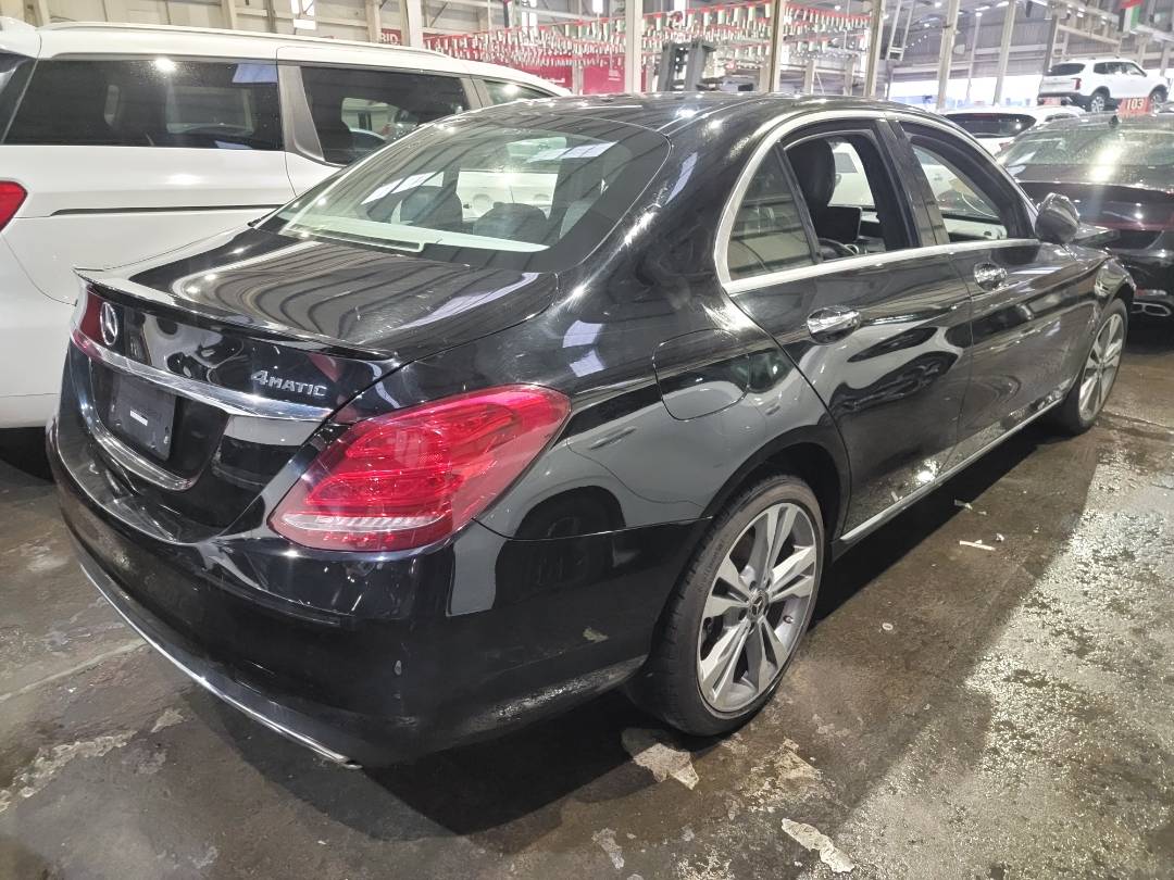 2018 MERCEDES BENZ C300 — 123297 Miles — Lot U249664 — Souq - Marhaba Auctions Used Cars - Image 4