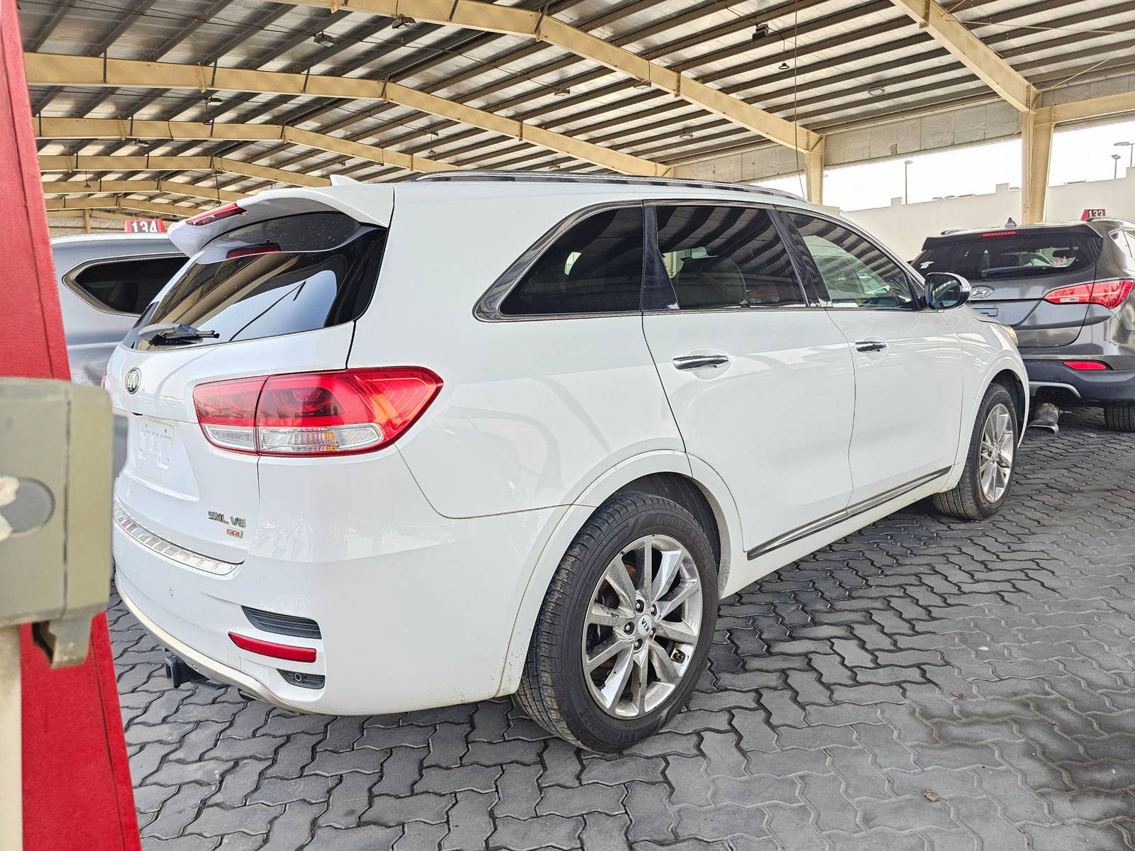 2016 KIA SORENTO — 204208 Miles — Lot 347841 — Ind. 12 - Marhaba Auctions Used Cars - Image 3