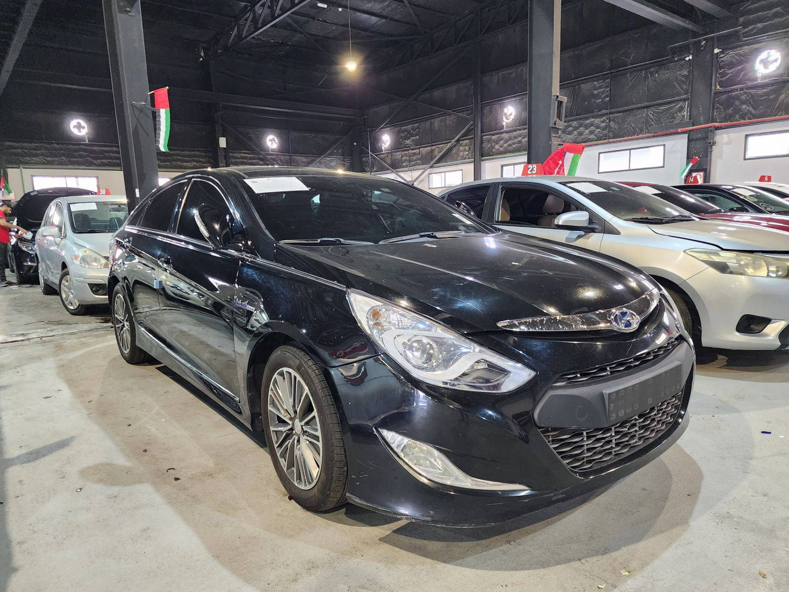 2012 HYUNDAI SONATA — 220888 KM — Lot 018100 — Al Quoz - Marhaba Auctions Used Cars - Image 3
