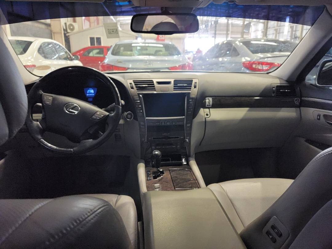 2008 LEXUS LS 460 — 234037 Miles — Lot 5056200 — Main - Marhaba Auctions Used Cars - Image 8