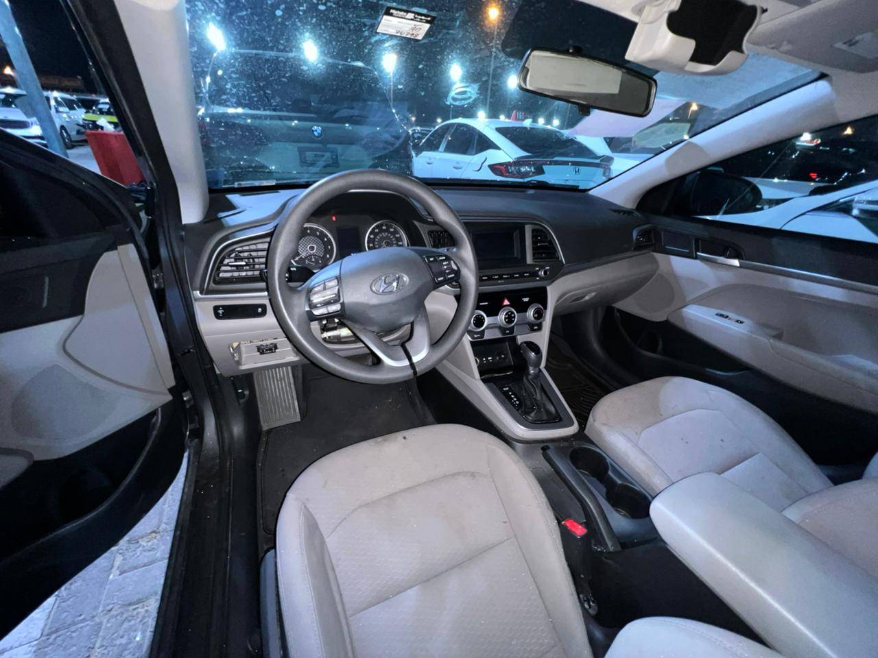 2019 HYUNDAI ELANTRA — 74798 Miles — Lot 90403255 — Al Sajaa - Marhaba Auctions Used Cars - Image 6
