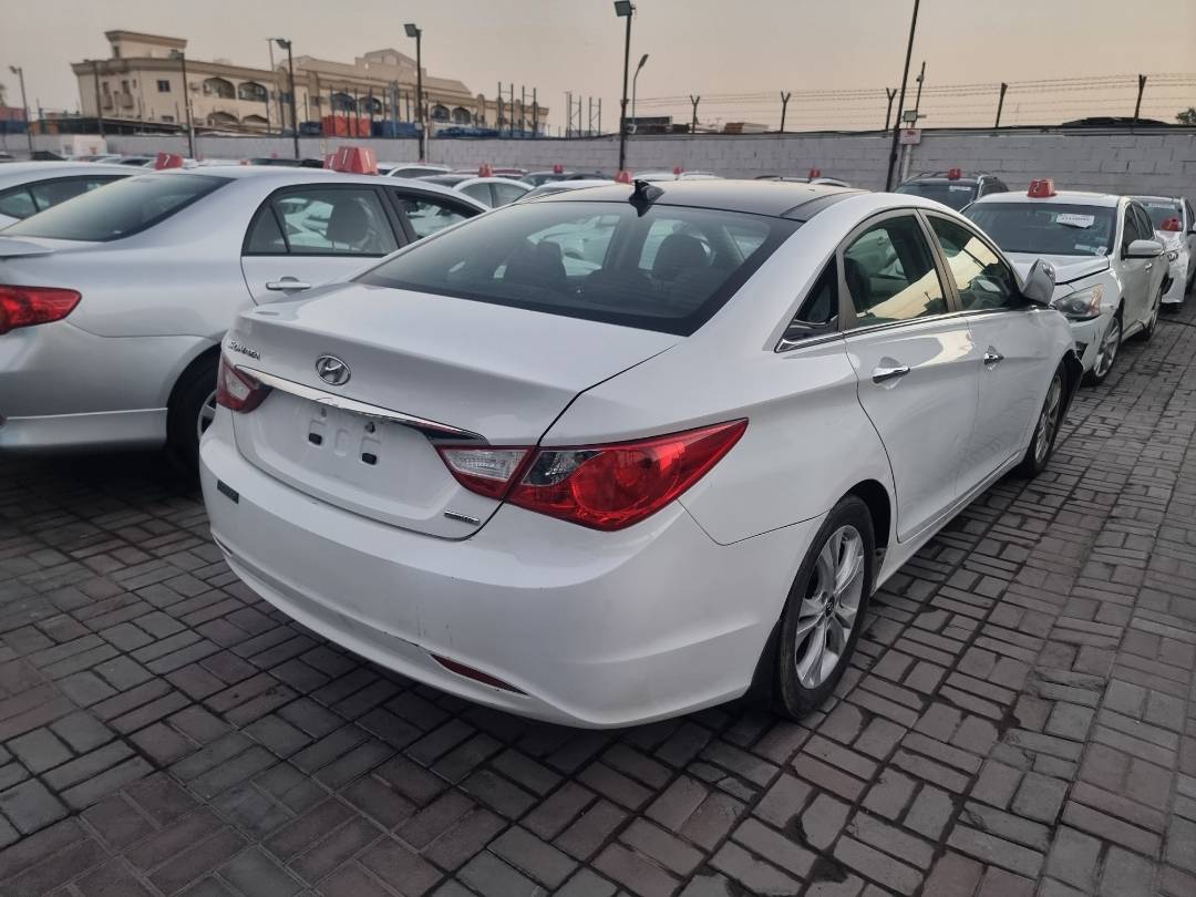 2012 HYUNDAI SONATA — 136574 Miles — Lot H381798 — Ind. 12 - Marhaba Auctions Used Cars - Image 5