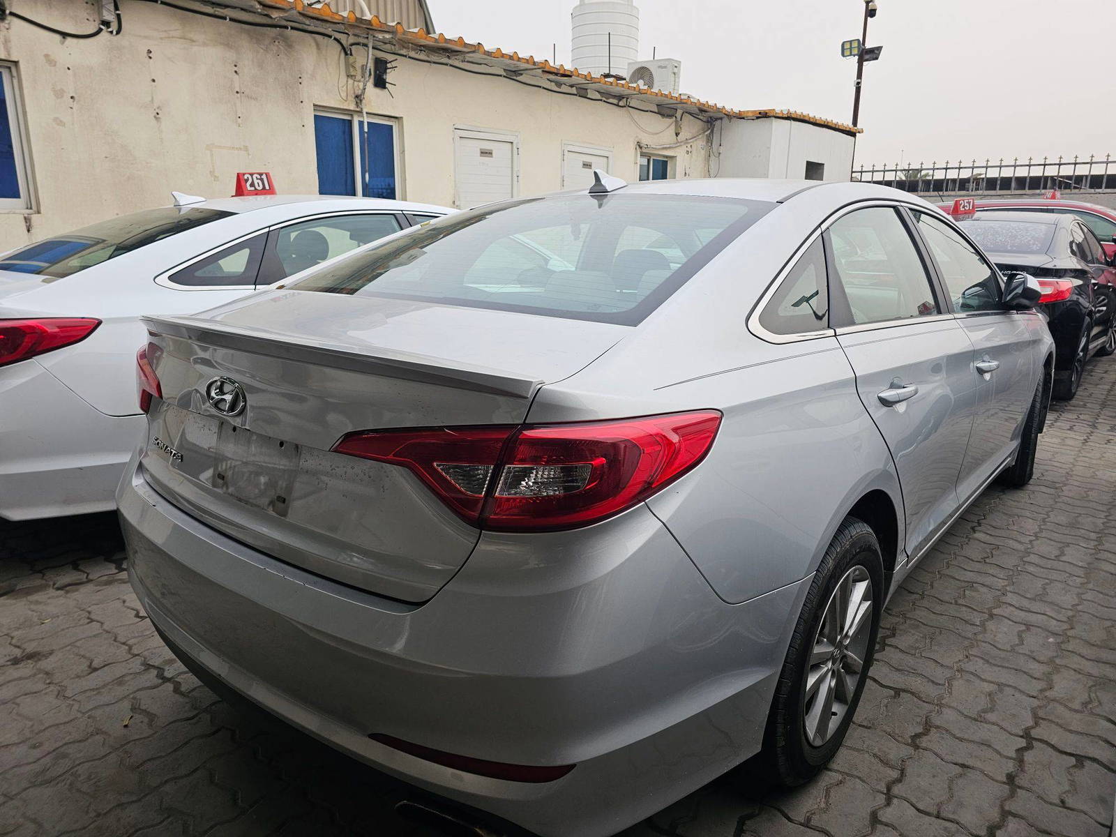 2015 HYUNDAI SONATA — 193230 Miles — Lot 92411365 — Main - Marhaba Auctions Used Cars - Image 6