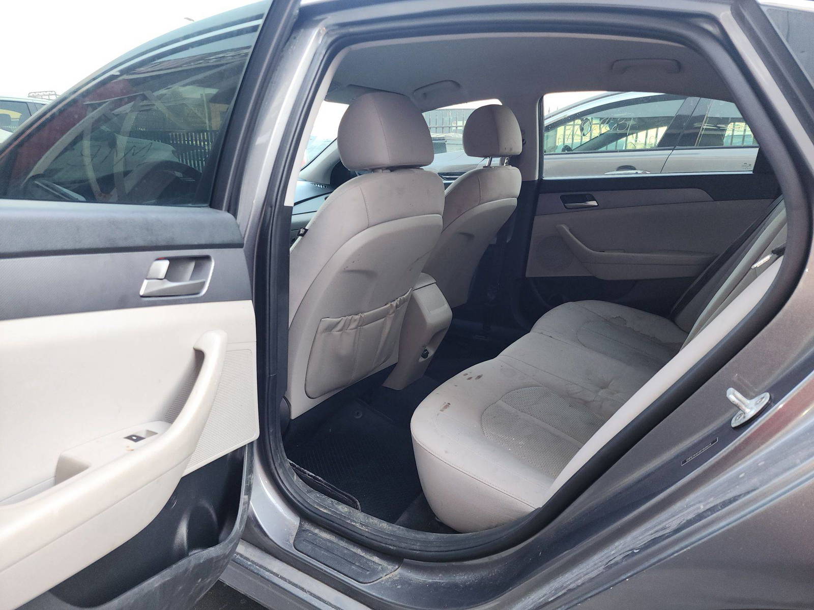 2019 HYUNDAI SONATA — 100357 Miles — Lot 51176655 — Al Quoz - Marhaba Auctions Used Cars - Image 7