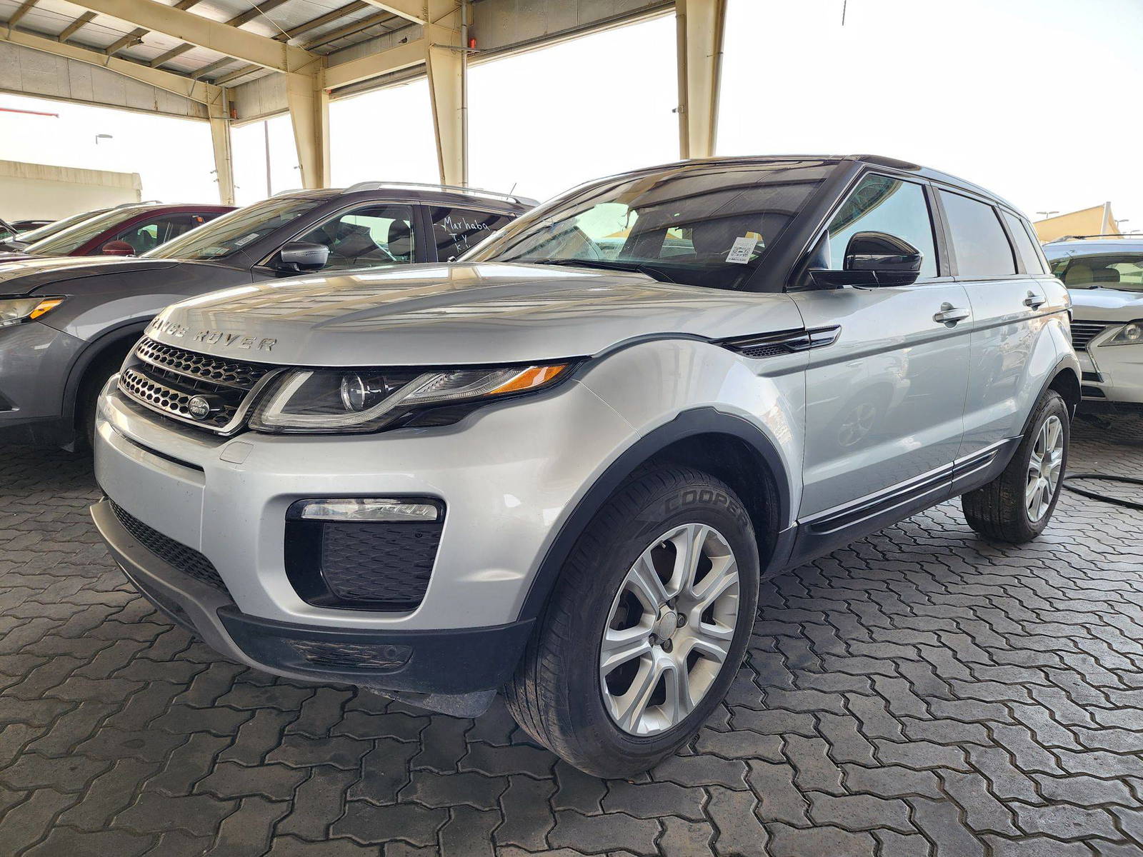 2016 LAND ROVER RANGE ROVER EVOQUE — 153302 Miles — Lot 78818 — Souq - Marhaba Auctions Used Cars - Image 5