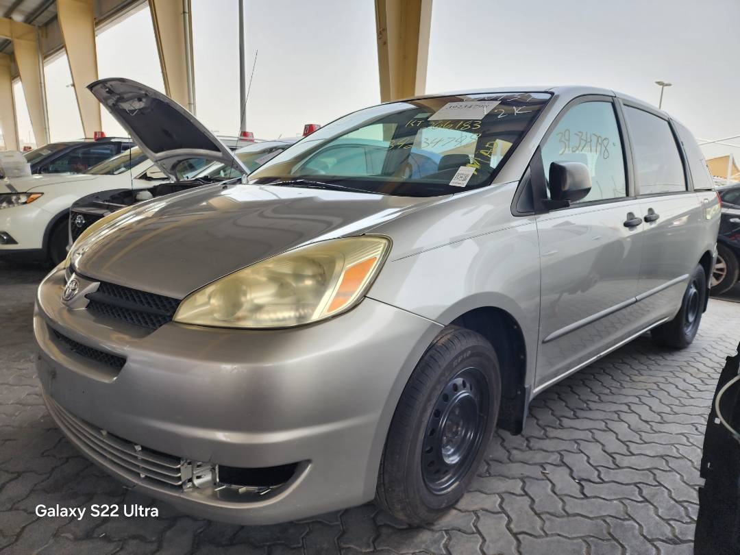 2004 TOYOTA SIENNA — 266183 Miles — Lot 39234798 — Ind. 12 - Marhaba Auctions Used Cars - Image 5