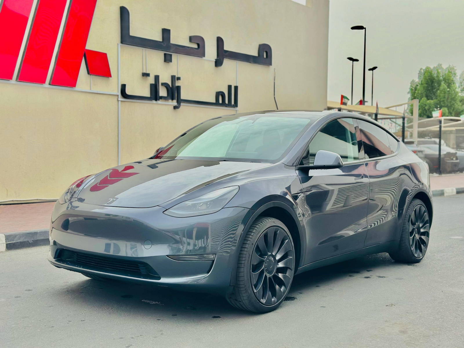 2023 TESLA MODEL Y — 3916 KM — Lot E0PC107825 — Souq - Marhaba Auctions Used Cars - Image 7