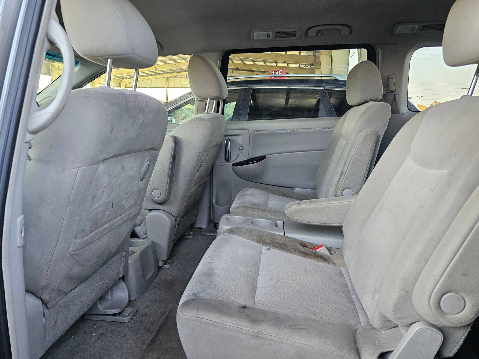 2012 NISSAN QUEST — 175501 Miles — Lot 9038848 — Souq - Marhaba Auctions Used Cars - Image 6