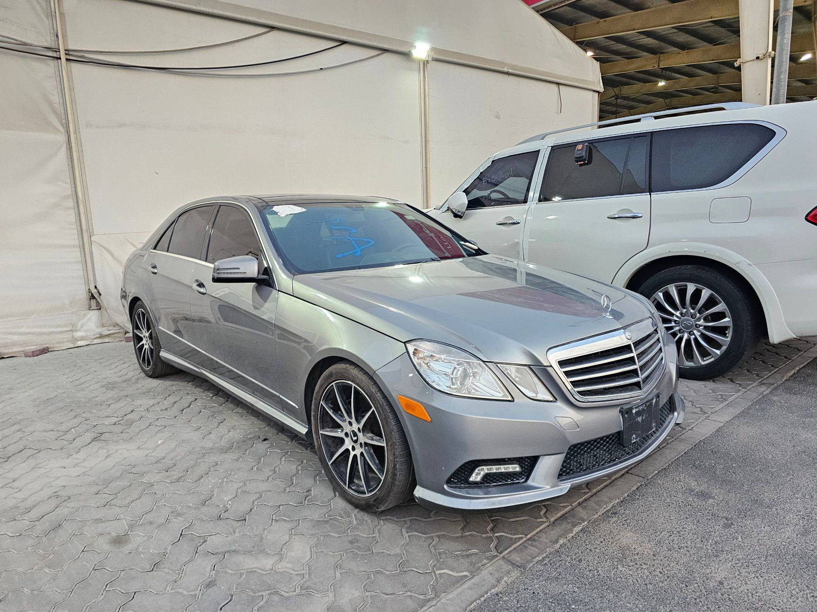 2011 MERCEDES BENZ E 350 — 139106 Miles — Lot BA354296 — Souq - Marhaba Auctions Used Cars - Image 3