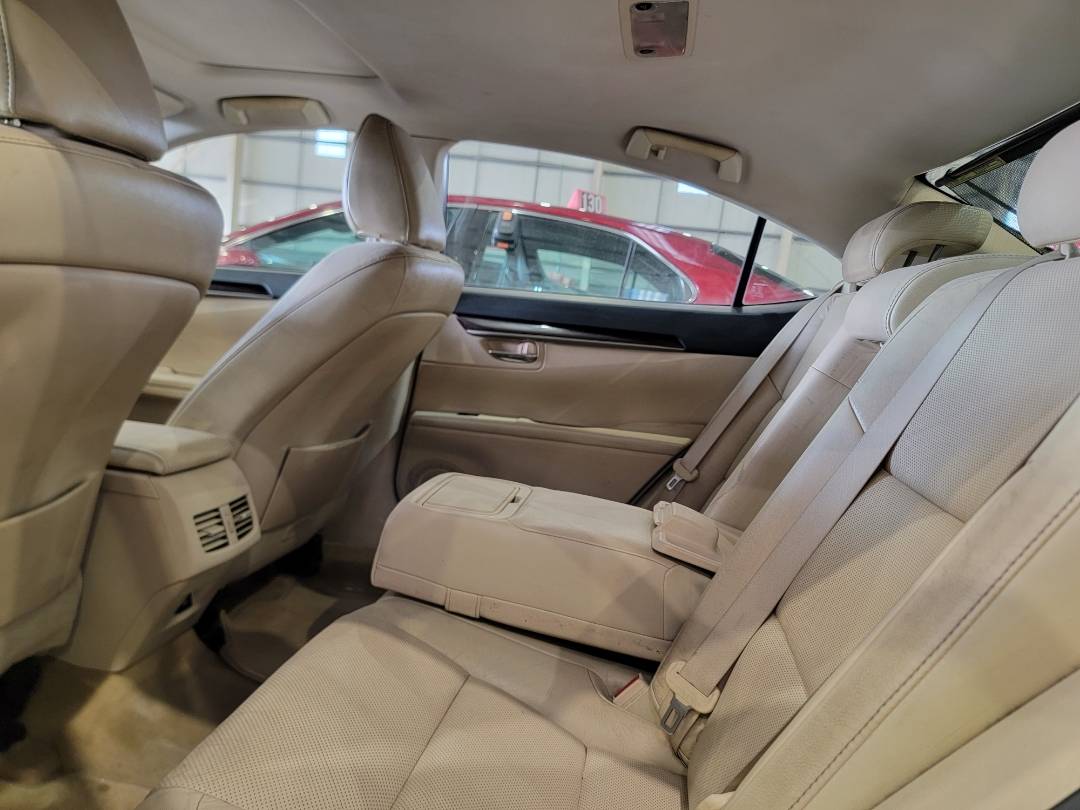 2013 LEXUS ES 350 — 137925 Miles — Lot 010063 — Main - Marhaba Auctions Used Cars - Image 7