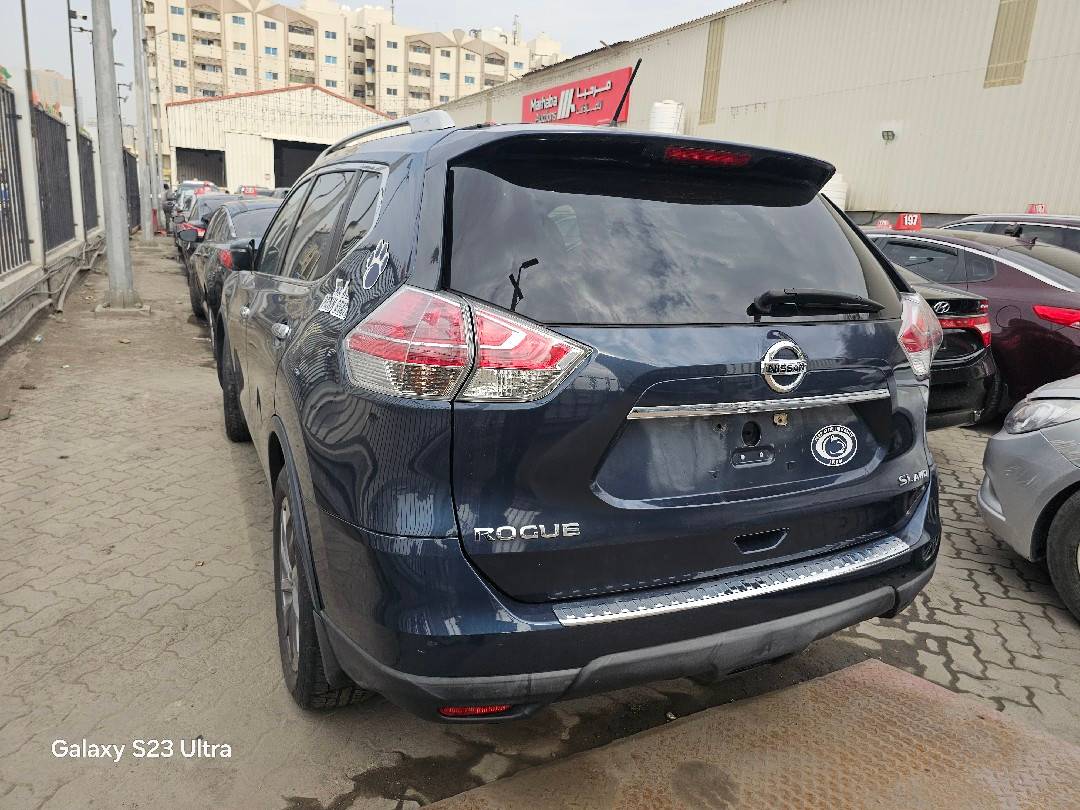 NISSAN ROGUE