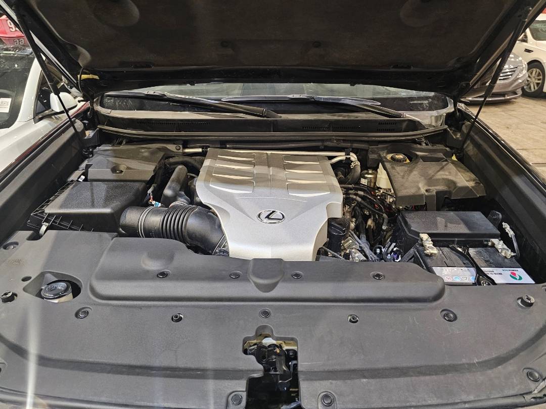 LEXUS GX 460 2023 - Marhaba Auction Used Cars - Image 11