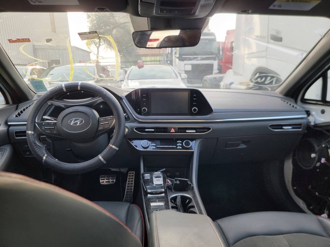 HYUNDAI SONATA 2021 - Marhaba Auction Used Cars - Image 8