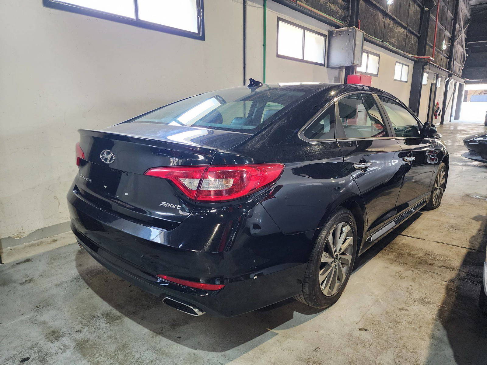 HYUNDAI SONATA 2017 - Marhaba Auction Used Cars - Image 3