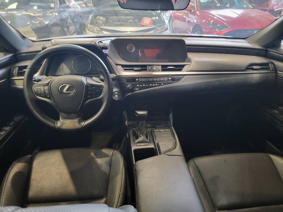 2019 LEXUS ES 350 — 76435 Miles — Lot 039904 — Main - Marhaba Auctions Used Cars - Image 6