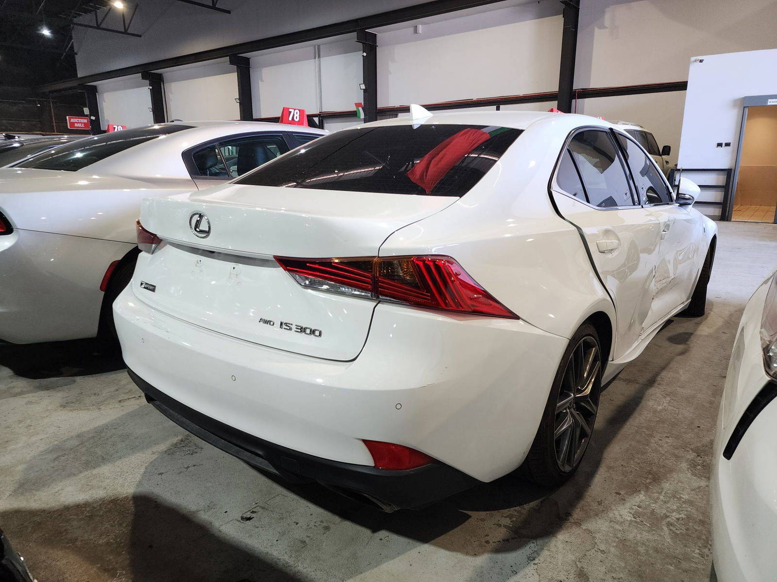 2018 LEXUS IS 300 — 155145 KM — Lot 77528644 — Al Quoz - Marhaba Auctions Used Cars - Image 5