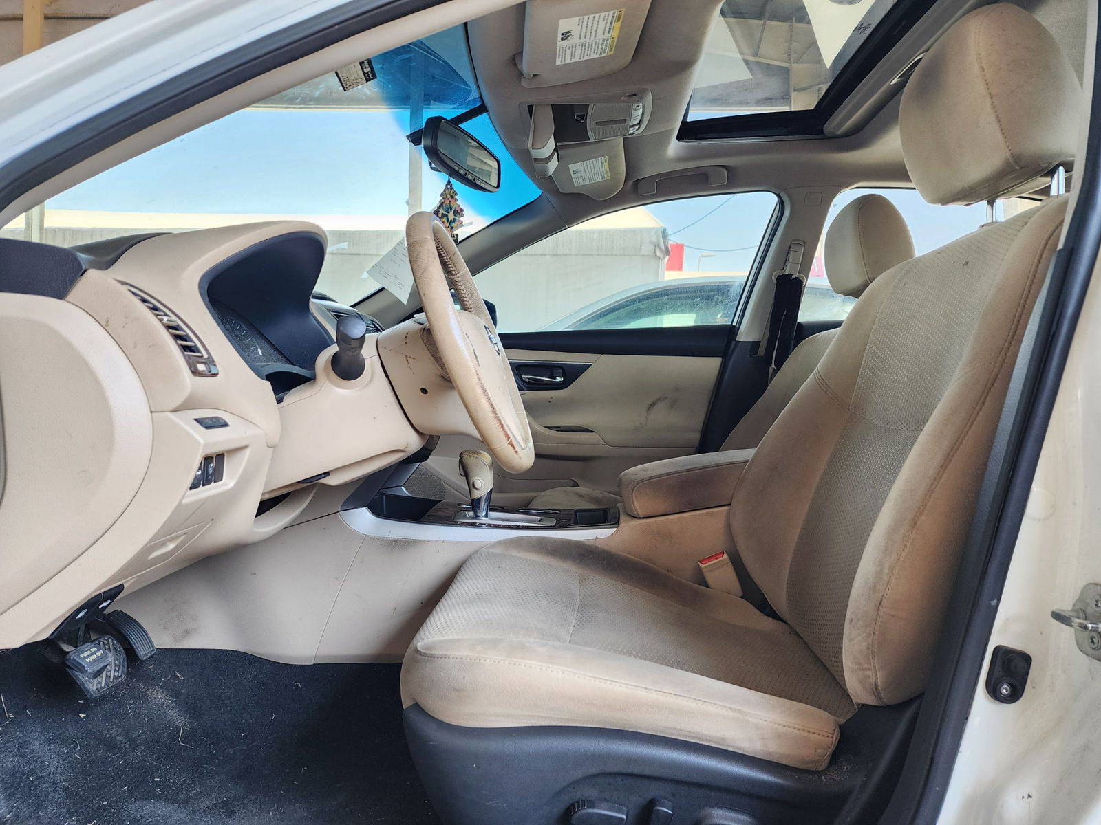 2015 NISSAN ALTIMA — 173542 Miles — Lot 39846511 — Souq - Marhaba Auctions Used Cars - Image 9