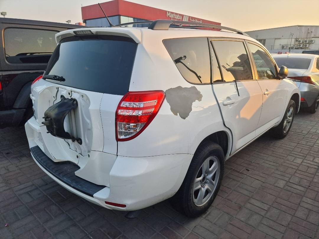 2011 TOYOTA RAV4 — 218125 Miles — Lot 077472 — Main - Marhaba Auctions Used Cars - Image 5