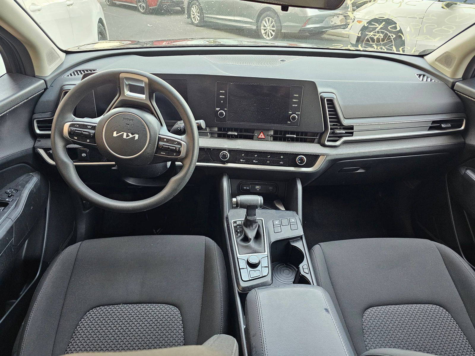 2025 KIA SPORTAGE — 9000 KM — Lot S7385667 — Souq - Marhaba Auctions Used Cars - Image 6