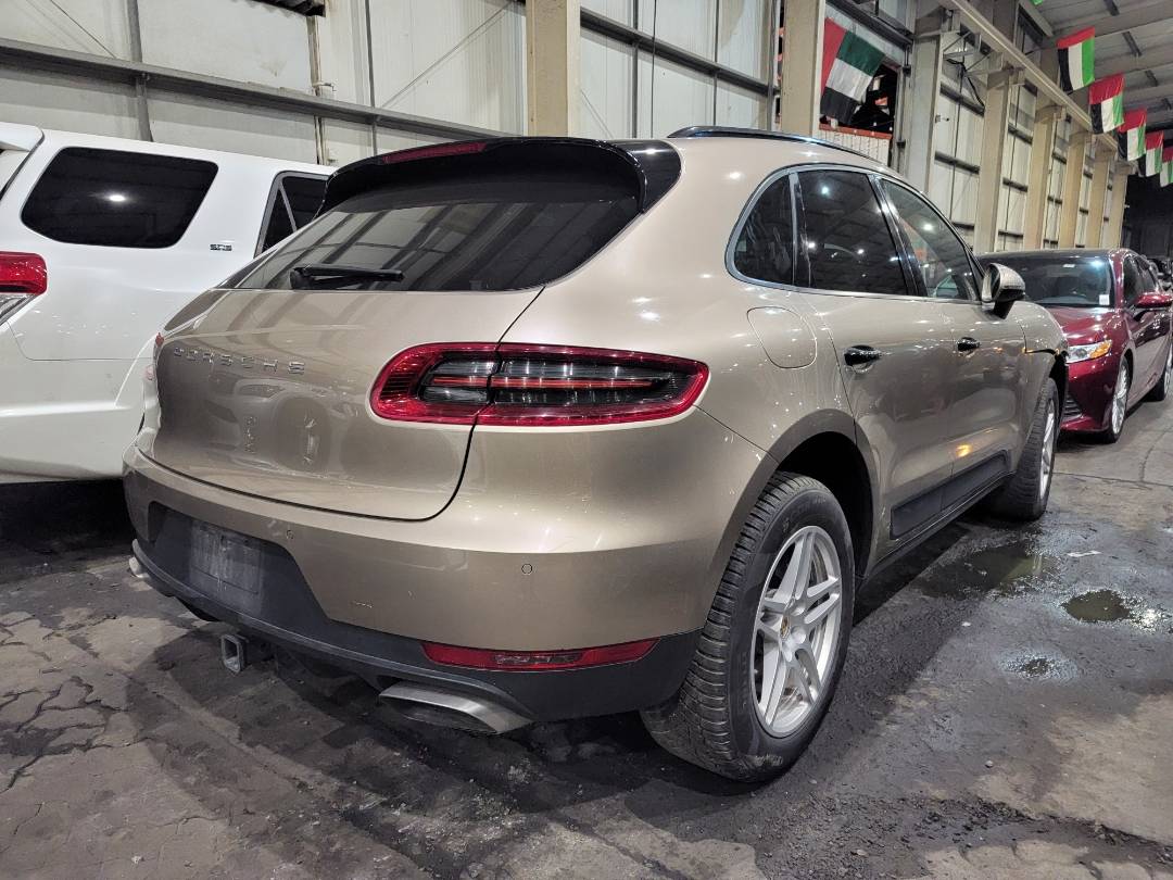 2018 PORSCHE MACAN — 137383 Miles — Lot 72596734 — Main - Marhaba Auctions Used Cars - Image 3