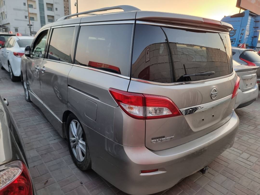 2012 NISSAN QUEST — 101150 KM — Lot 125487 — Souq - Marhaba Auctions Used Cars - Image 4
