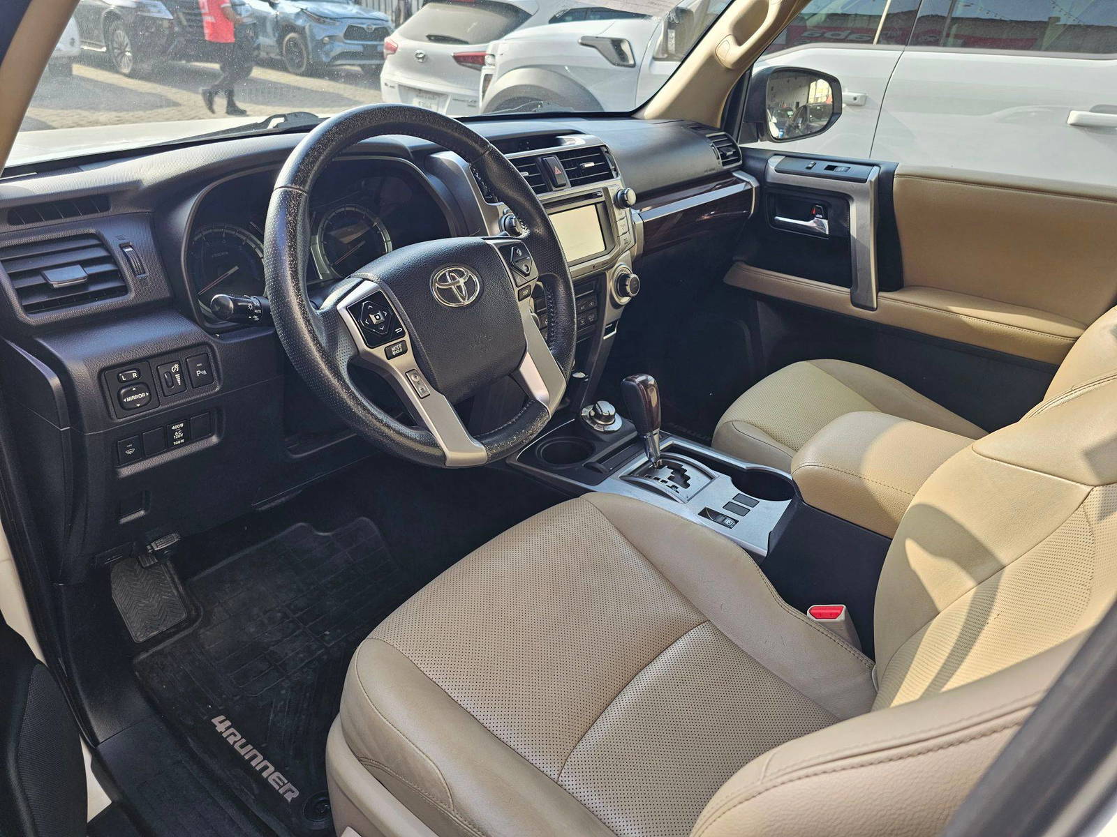 TOYOTA 4RUNNER SR5 2015 - Marhaba Auction Used Cars - Image 8