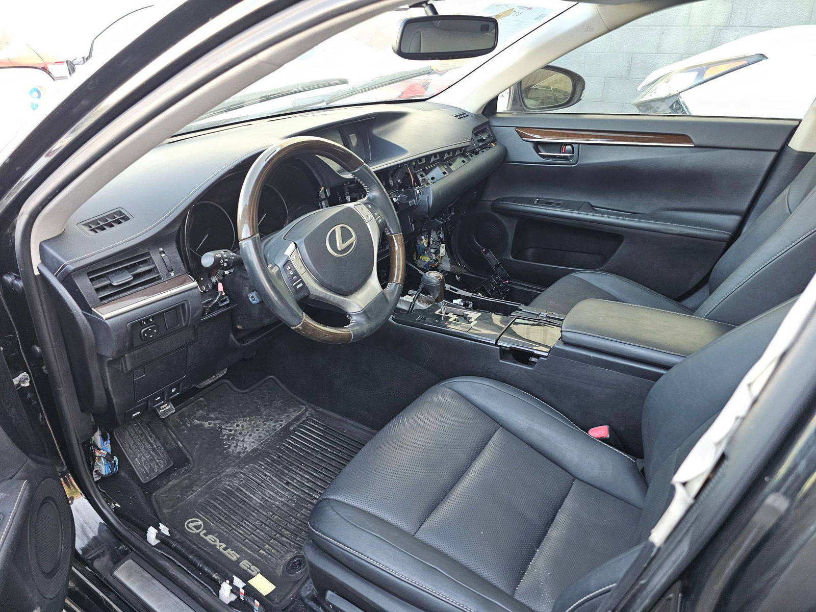 LEXUS ES 350 2015 - Marhaba Auction Used Cars - Image 8