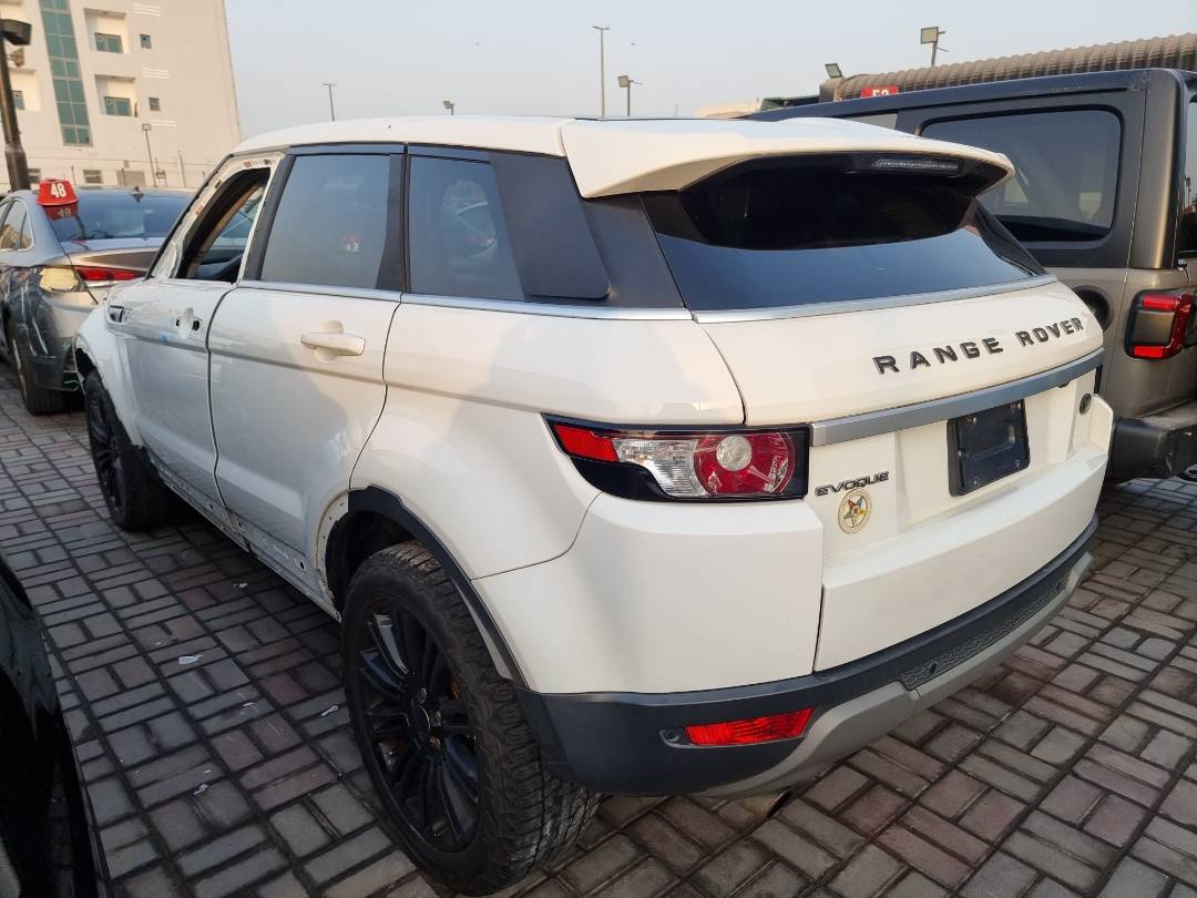 2013 LAND ROVER RANGE ROVER EVOQUE PRESTIGE — 128543 Miles — Lot 215487 — Main - Marhaba Auctions Used Cars - Image 4