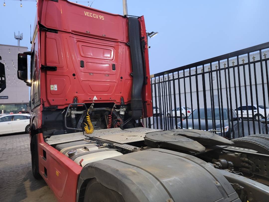 2015 MERCEDES BENZ ACTROS — 890134 KM — Lot 924728 — Main - Marhaba Auctions Used Cars - Image 6