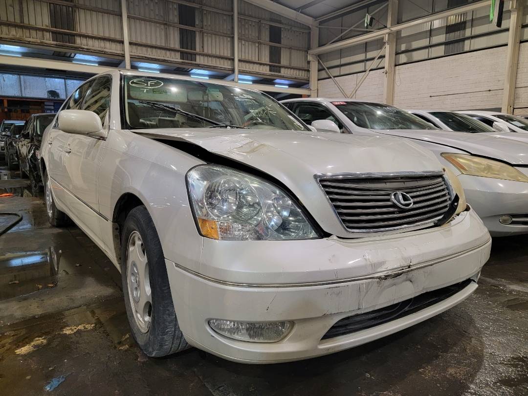 2001 LEXUS LS 430 — 158199 Miles — Lot 68743124 — Main - Marhaba Auctions Used Cars - Image 4