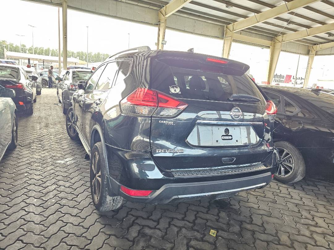 NISSAN ROGUE