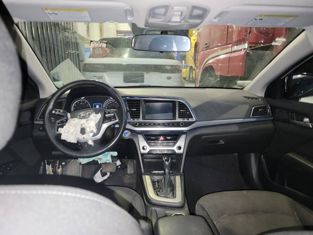 2018 HYUNDAI ELANTRA — 232520 KM — Lot U661121 — Main - Marhaba Auctions Used Cars - Image 7