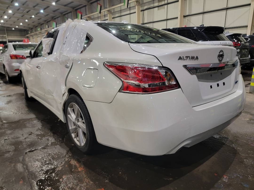 2013 NISSAN ALTIMA — 113171 Miles — Lot 38098433 - Marhaba Auctions Used Cars - Image 3