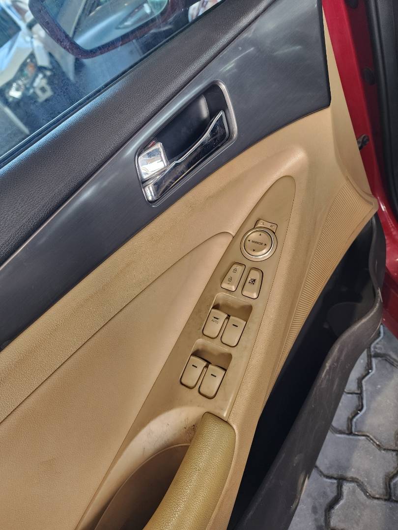 2013 HYUNDAI SONATA — 170293 Miles — Lot 38750031 - Marhaba Auctions Used Cars - Image 4
