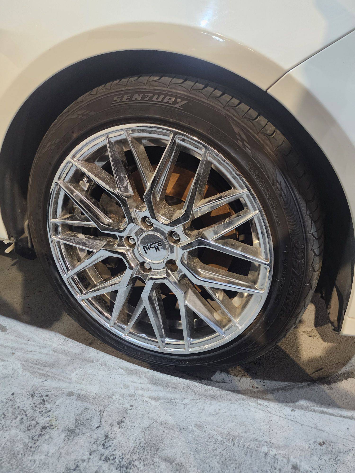 MERCEDES BENZ E 350 2011 - Marhaba Auction Used Cars - Image 8