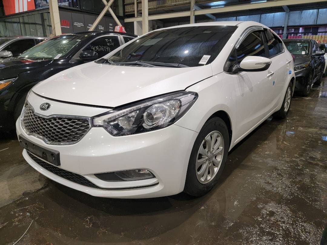 2013 KIA K3 — 199739 KM — Lot 001513 — Main - Marhaba Auctions Used Cars - Image 4