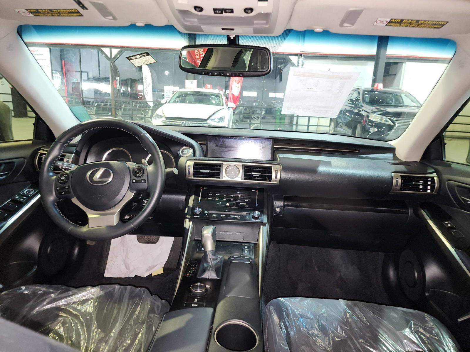 2014 LEXUS IS 250 — 129860 Miles — Lot 5010335 — Al Quoz - Marhaba Auctions Used Cars - Image 7