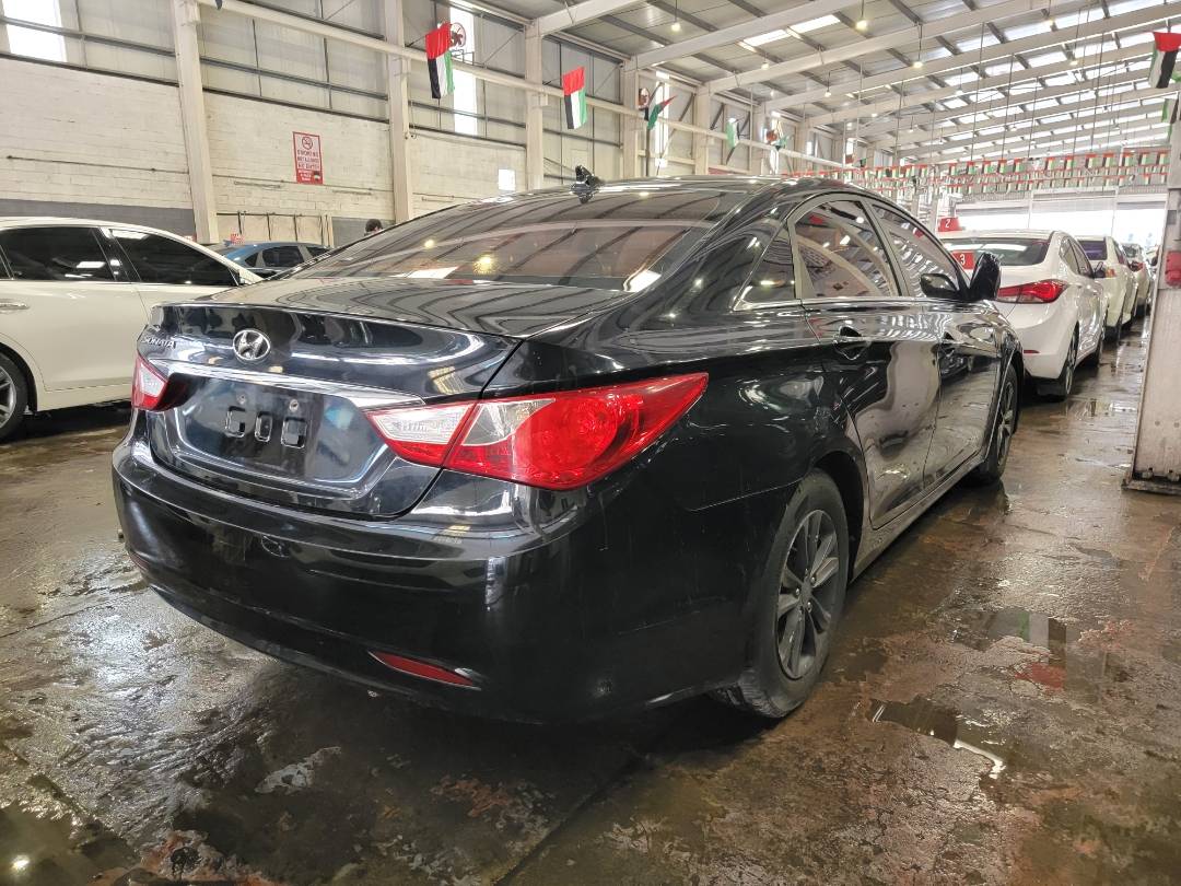 2013 HYUNDAI SONATA — 199656 KM — Lot 12149021 — Main - Marhaba Auctions Used Cars - Image 3