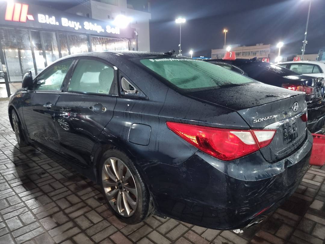 2013 HYUNDAI SONATA — 209392 Miles — Lot 125487 — Ind. 12 - Marhaba Auctions Used Cars - Image 5