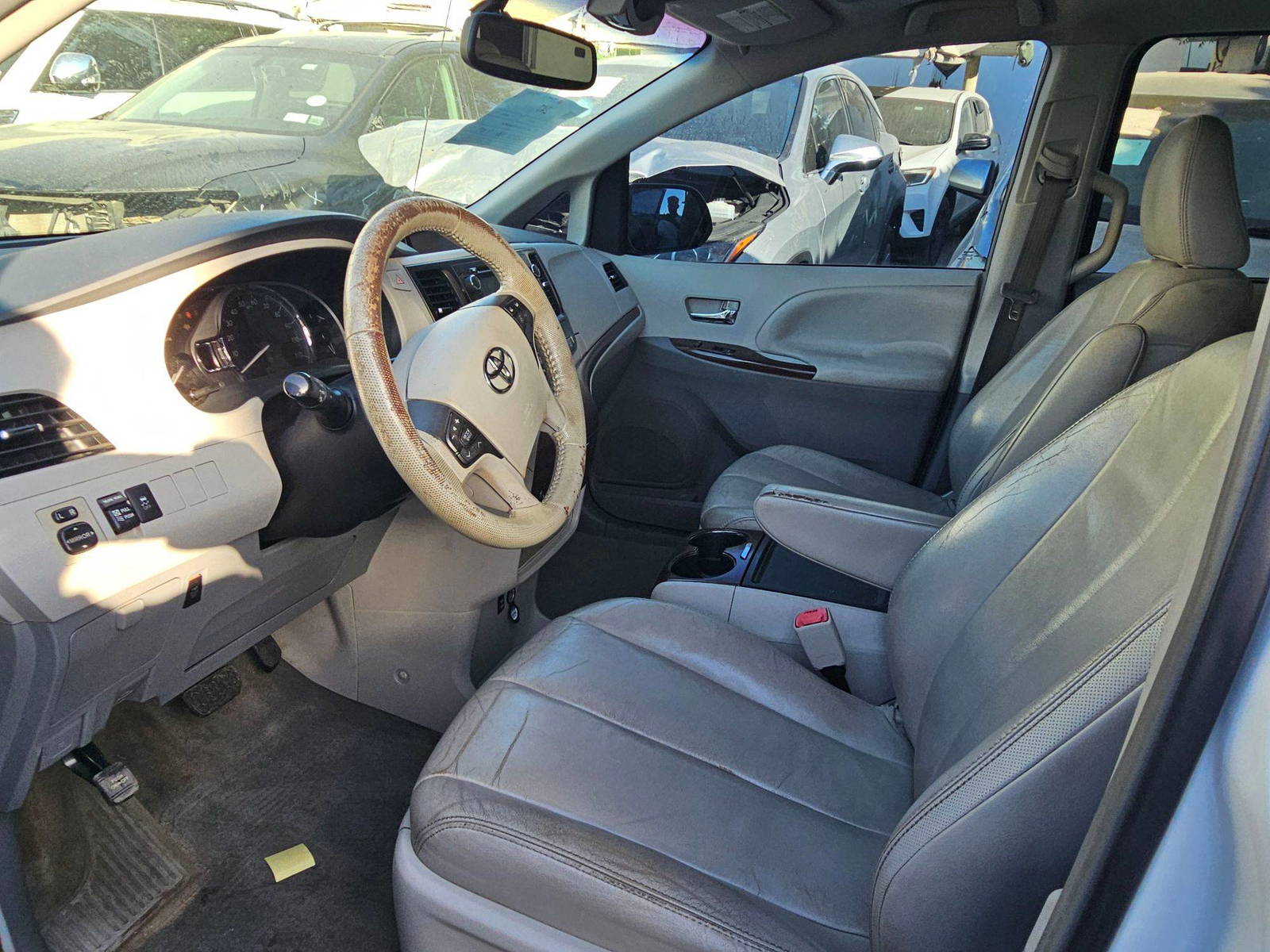 TOYOTA SIENNA 2013 - Marhaba Auction Used Cars - Image 6