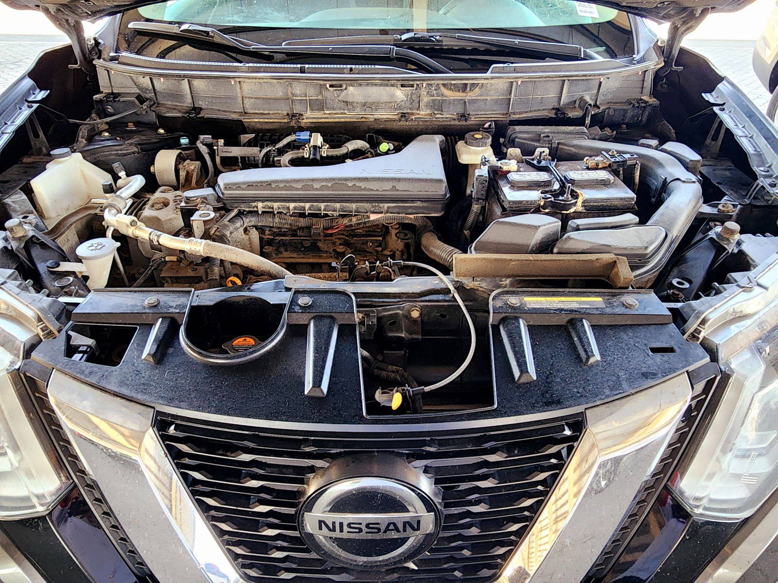 2018 NISSAN ROGUE — 192196 KM — Lot 22885 — Souq - Marhaba Auctions Used Cars - Image 11