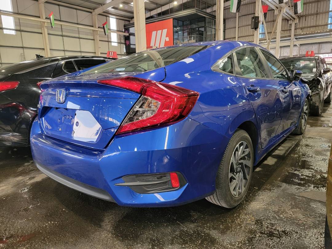 2018 HONDA CIVIC — 116989 KM — Lot 72969583 — Main - Marhaba Auctions Used Cars - Image 3